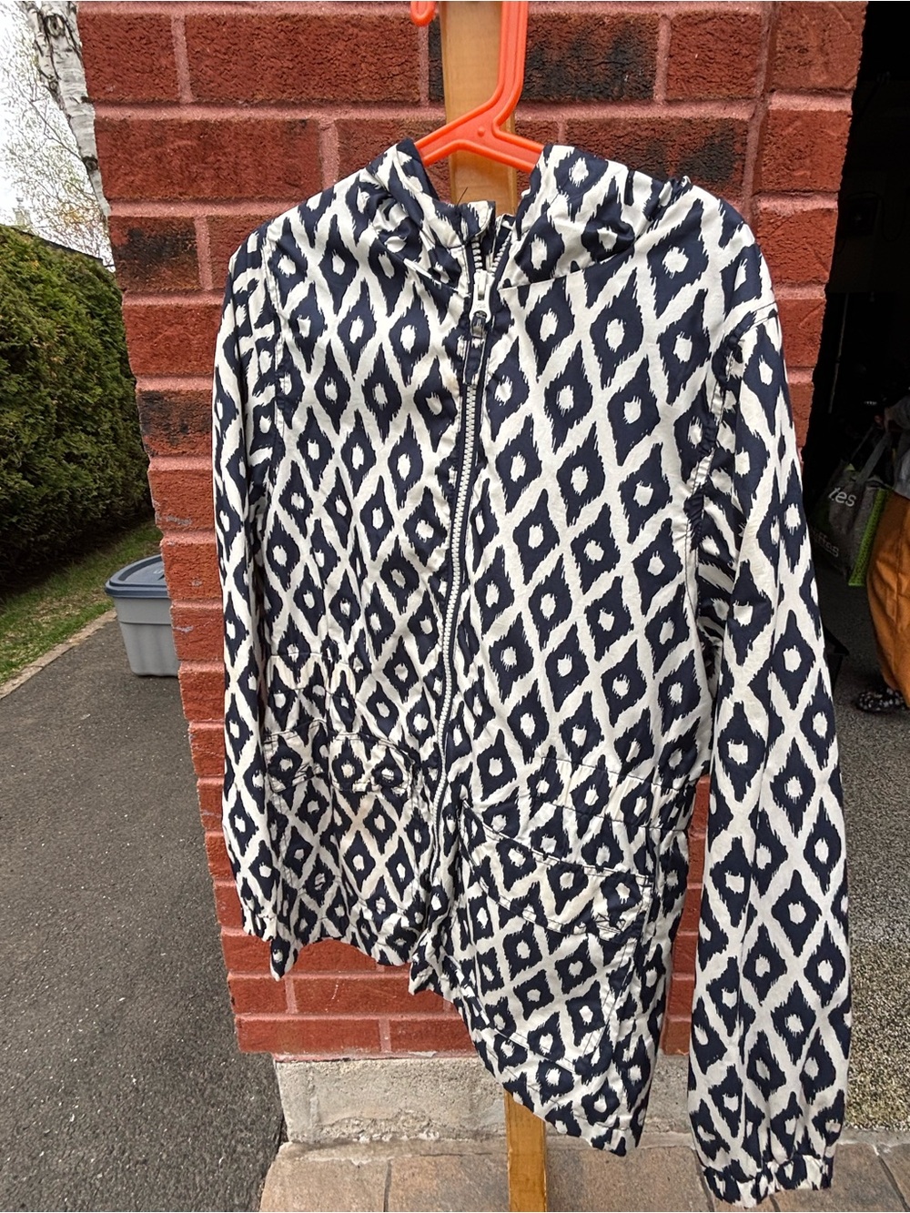 Navy and White Diamond Print Zip-Up Jacket